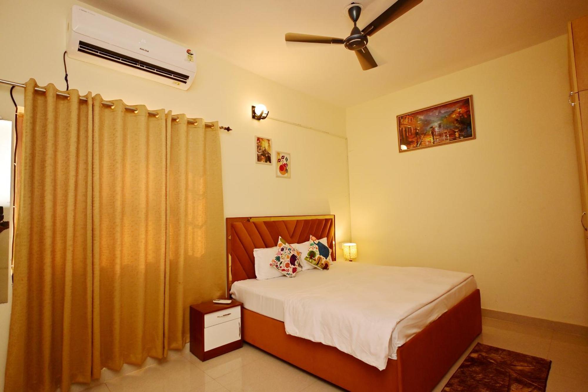 Zoomstay - 3Bhk Apartments Varanasi Exterior foto