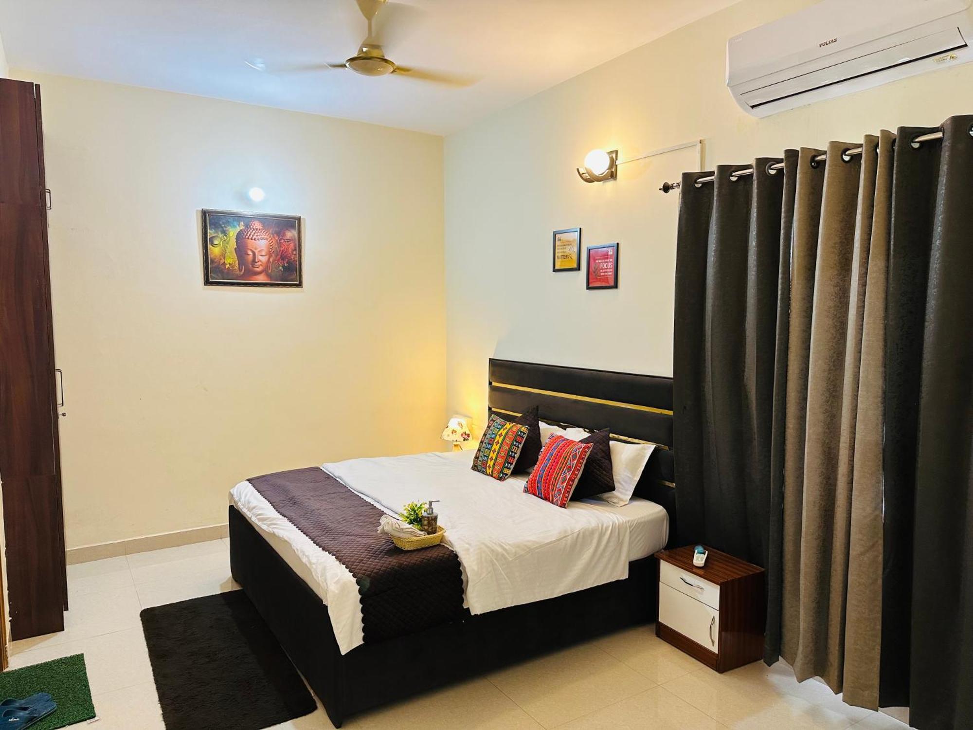 Zoomstay - 3Bhk Apartments Varanasi Exterior foto